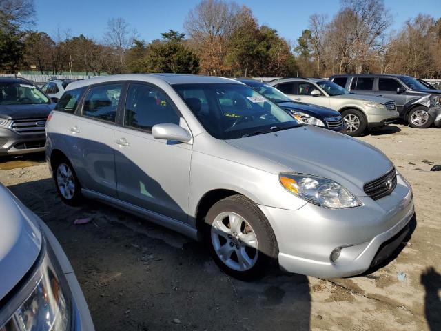 2T1KR32E17C678636 - 2007 TOYOTA COROLLA MA XR SILVER photo 4