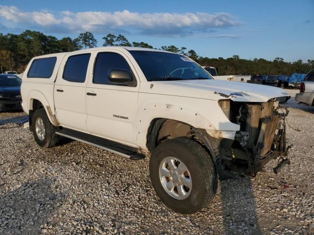 3TMJU62N37M035661 - 2007 TOYOTA TACOMA DOUBLE CAB PRERUNNER WHITE photo 4