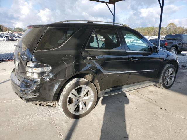 4JGBB8GB4BA736554 - 2011 MERCEDES-BENZ ML 350 4MATIC BLACK photo 3