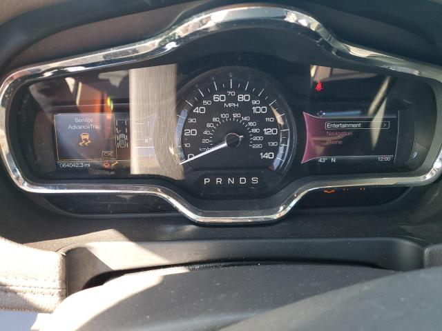 2LMHJ5AT2JBL00614 - 2018 LINCOLN MKT WHITE photo 9