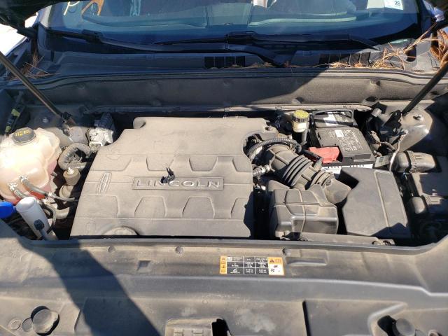 2LMPJ6LRXHBL12717 - 2017 LINCOLN MKX RESERVE Blau Foto 12