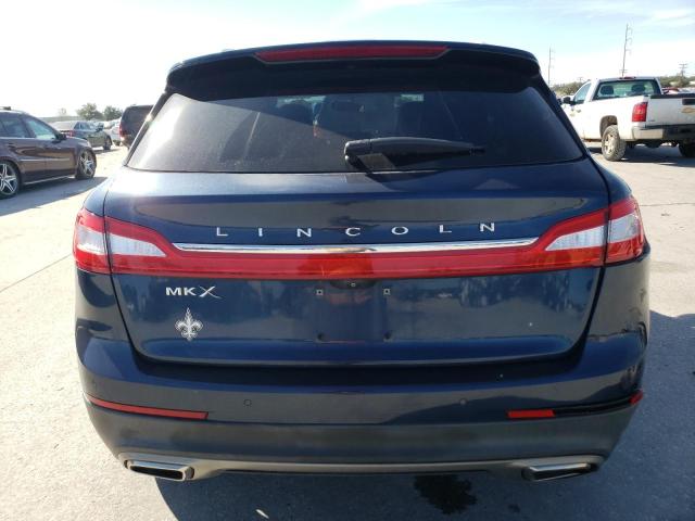 2LMPJ6LRXHBL12717 - 2017 LINCOLN MKX RESERVE Blau Foto 6