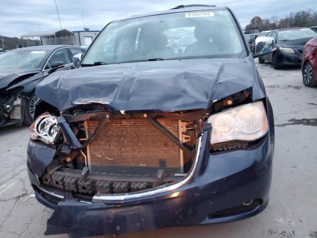 2C4RC1CG7ER367844 - 2014 CHRYSLER TOWN & COU TOURING L BLUE photo 5