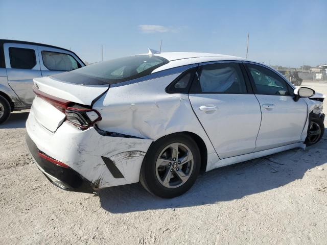 5XXG14J24MG053968 - 2021 KIA K5 LXS WHITE photo 3