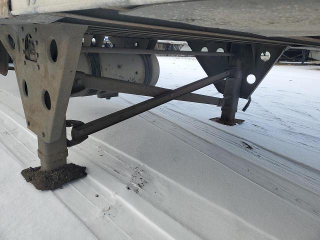 1UYVS2531CU277155 - 2012 UTILITY UTILITY WHITE photo 5