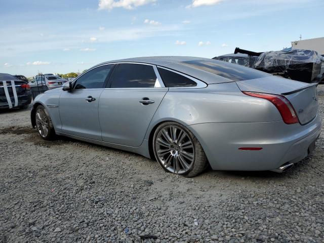 SAJWA2GB6BLV01021 - 2011 JAGUAR XJL GRAY photo 2