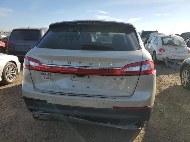 2LMPJ8LR0JBL11531 - 2018 LINCOLN MKX RESERVE Կրեմագույն լուսանկար 6