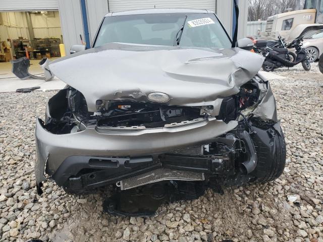 KNDJP3A53E7023055 - 2014 KIA SOUL + SILVER photo 5