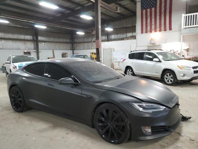 5YJSA1E2XJF266750 - 2018 TESLA MODEL S GRAY photo 4