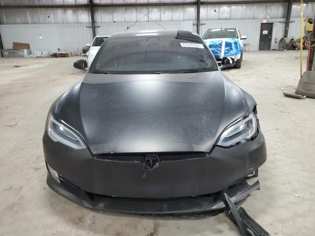 5YJSA1E2XJF266750 - 2018 TESLA MODEL S GRAY photo 5