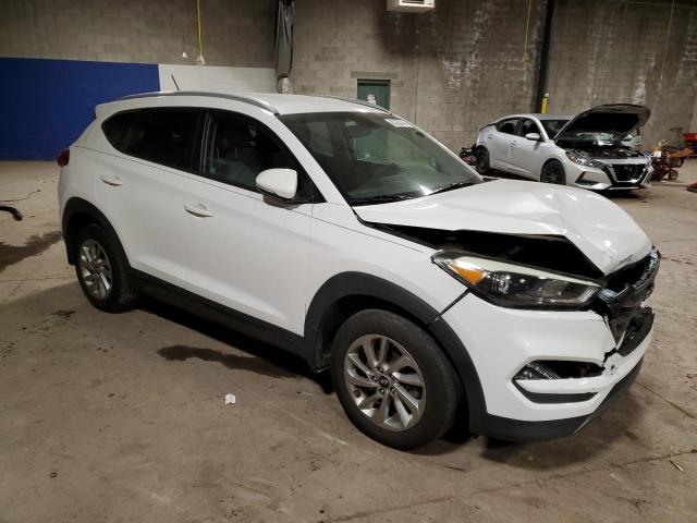 KM8J3CA2XGU082623 - 2016 HYUNDAI TUCSON LIMITED WHITE photo 4