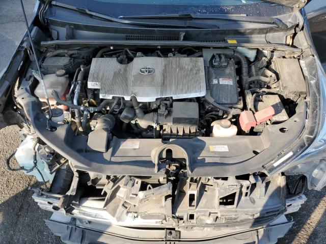 JTDKARFUXG3013075 - 2016 TOYOTA PRIUS GRAY photo 11