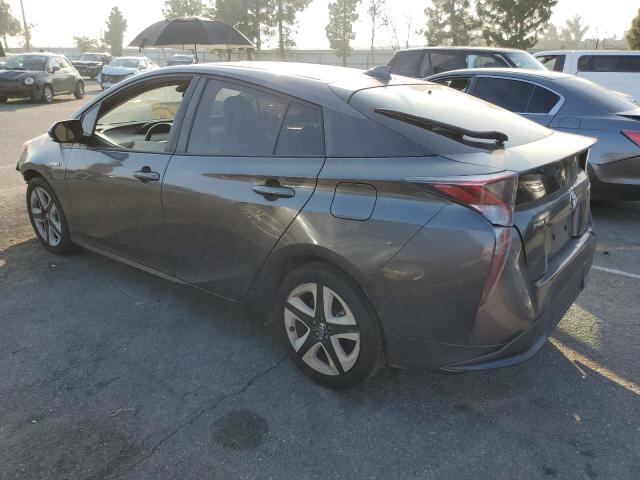 JTDKARFUXG3013075 - 2016 TOYOTA PRIUS GRAY photo 2