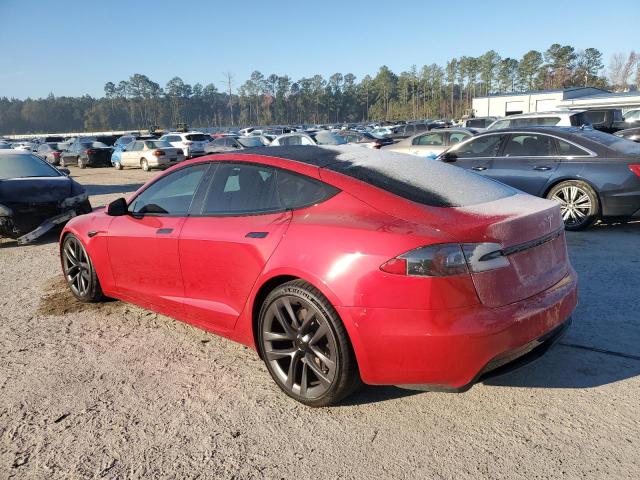 5YJSA1E51MF435472 - 2021 TESLA MODEL S RED photo 2