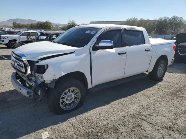 2011 TOYOTA TUNDRA CREWMAX SR5, 