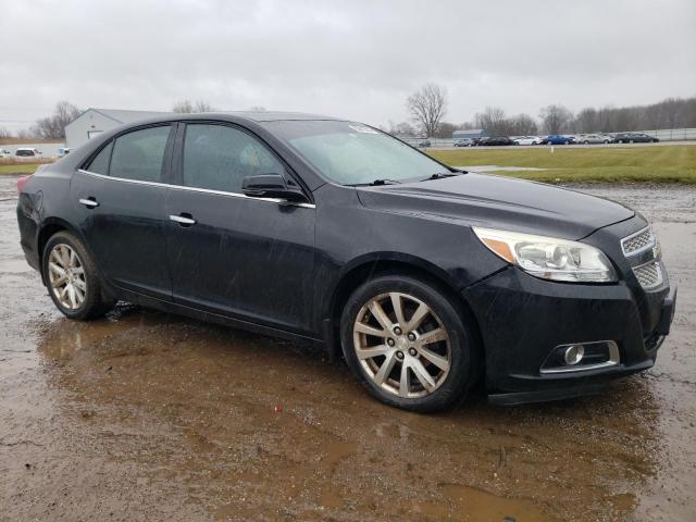 1G11H5SAXDF352319 - 2013 CHEVROLET MALIBU LTZ BLACK photo 4