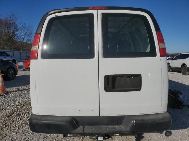 1GCGG25V871119459 - 2007 CHEVROLET EXPRESS G2 WHITE photo 6