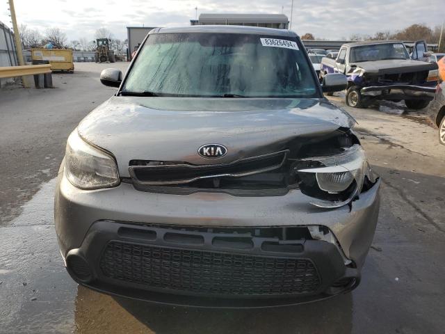 KNDJP3A54F7117530 - 2015 KIA SOUL + GRAY photo 5