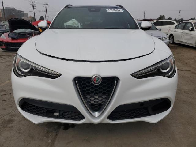 ZASPAKBN6N7D32322 - 2022 ALFA ROMEO STELVIO TI WHITE photo 5