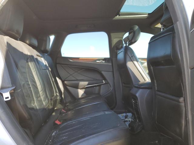 5LMTJ3DH1HUL40539 - 2017 LINCOLN MKC RESERVE თეთრი ფოტო 11