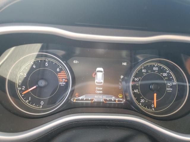 1C4PJMBBXJD572091 - 2018 JEEP CHEROKEE TRAILHAWK ვერცხლისფერი ფოტო 9