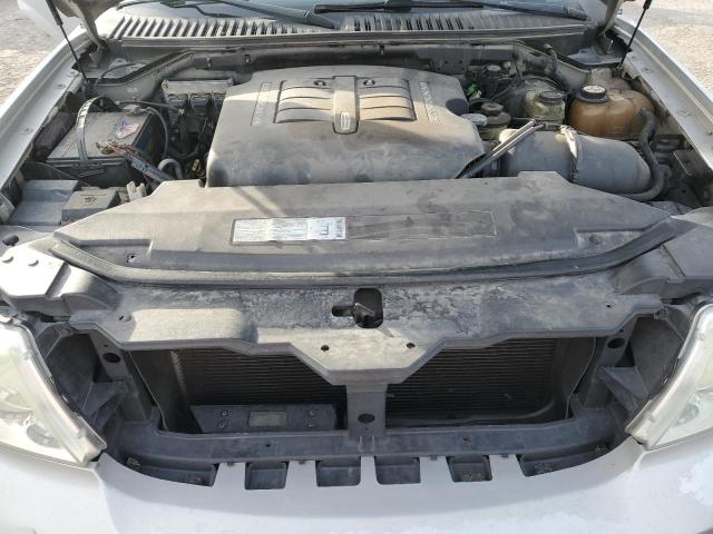 5LMFU27R73LJ14300 - 2003 LINCOLN NAVIGATOR 银色 照片 12