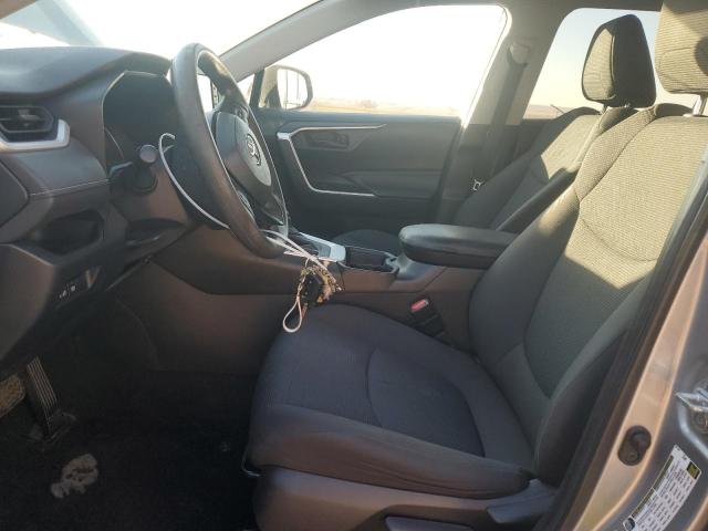 2T3H1RFV2MW134730 - 2021 TOYOTA RAV4 LE 银色 照片 7