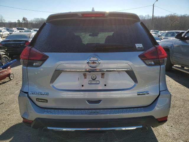 5N1AT2MT8KC830878 - 2019 NISSAN ROGUE S Srebrny zdjęcie 6