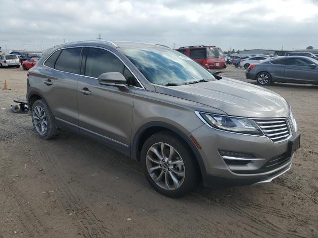 5LMCJ2C93HUL52552 - 2017 LINCOLN MKC SELECT TAN photo 4