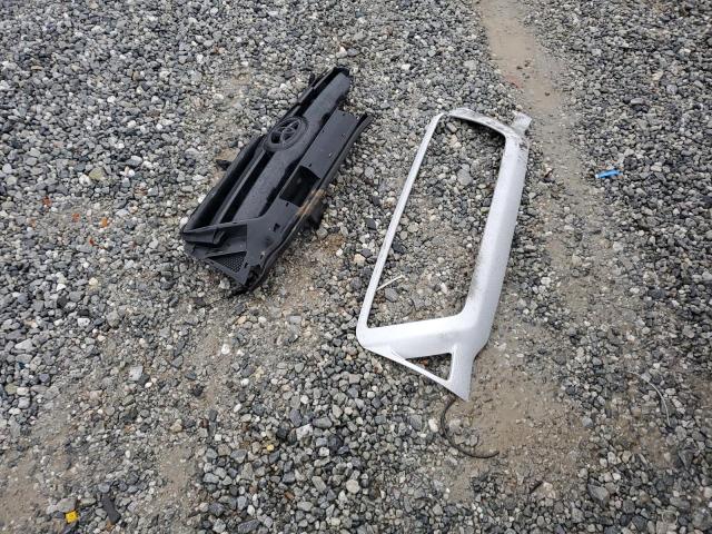 3TMJU62N97M033865 - 2007 TOYOTA TACOMA DOUBLE CAB PRERUNNER SILVER photo 12