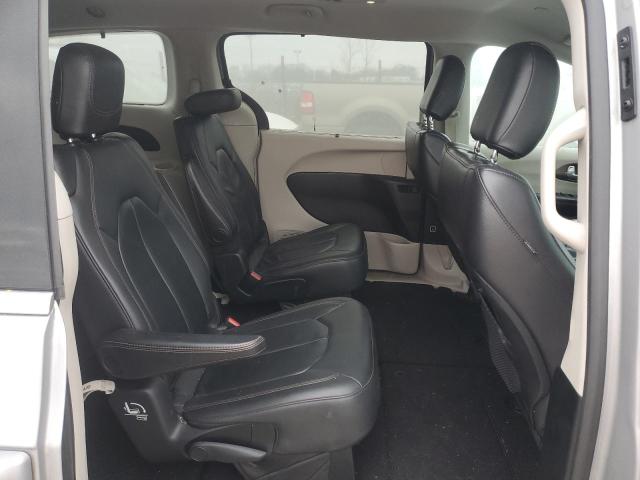 2C4RC1BG2HR733750 - 2017 CHRYSLER PACIFICA TOURING L SILVER photo 11