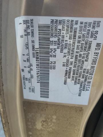 1LNHM81W31Y676174 - 2001 LINCOLN TOWN CAR EXECUTIVE Beige Foto 12