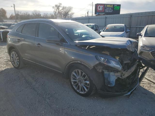 5LMCJ3C92HUL08953 - 2017 LINCOLN MKC RESERVE ნაცრისფერი ფოტო 4