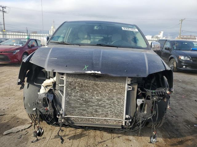 2C4RC1CG8FR728208 - 2015 CHRYSLER TOWN & COU TOURING L GRAY photo 5