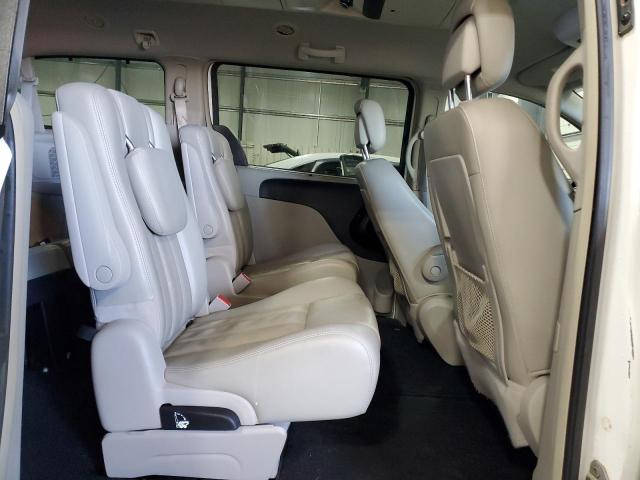 2C4RC1CG5DR540856 - 2013 CHRYSLER TOWN & COU TOURING L WHITE photo 11
