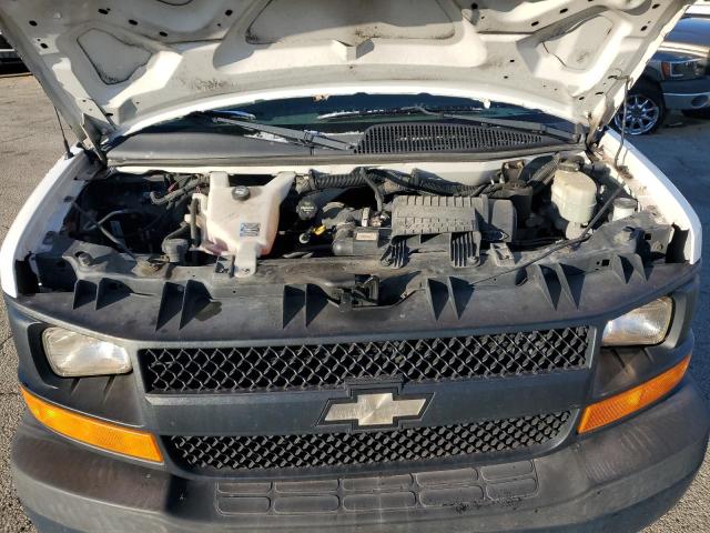 1GCWGFCA7D1903758 - 2013 CHEVROLET EXPRESS G2 WHITE photo 12