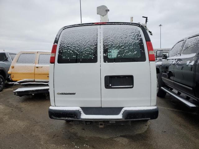 1GCWGFCA7D1903758 - 2013 CHEVROLET EXPRESS G2 WHITE photo 6