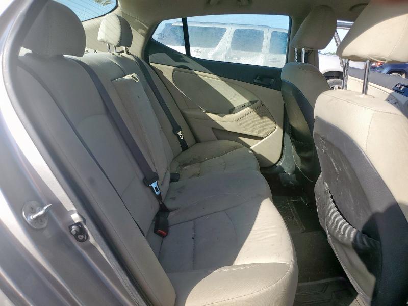 KNAGM4A71C5271921 - 2012 KIA OPTIMA LX SILVER photo 10