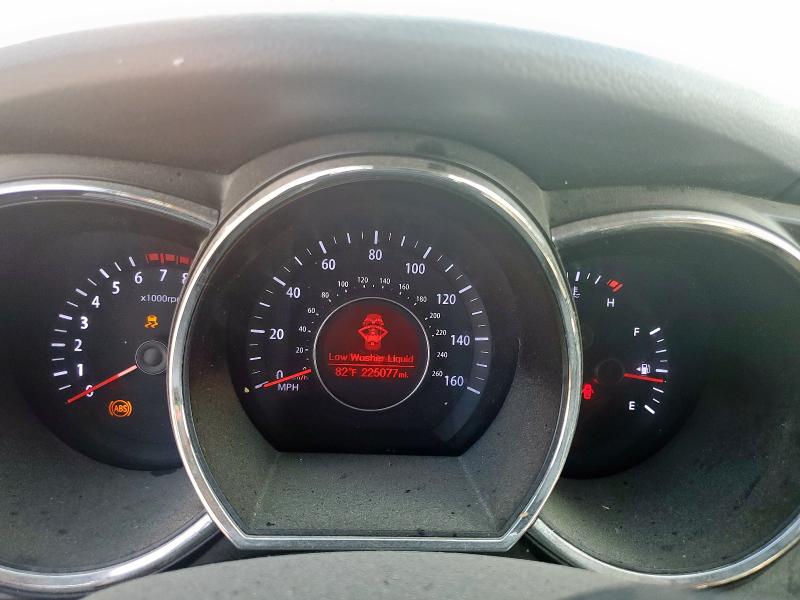 KNAGM4A71C5271921 - 2012 KIA OPTIMA LX SILVER photo 9