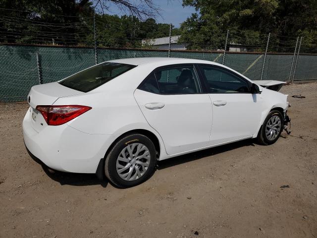 2T1BURHE8JC010171 - 2018 TOYOTA COROLLA L თეთრი ფოტო 3