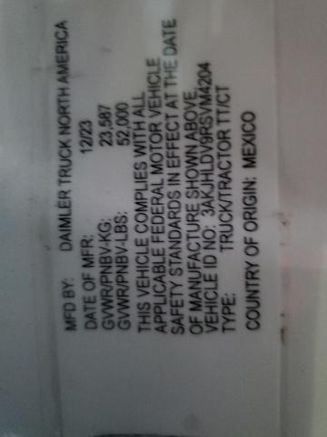 3AKJHLDV9RSVM4204 - 2024 FREIGHTLINER CASCADIA 1 WHITE photo 10