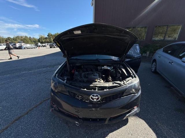 4T1BK1FK4DU535733 - 2013 TOYOTA CAMRY SE შავი ფოტო 9