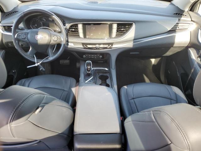 5GAEVAKW3LJ301537 - 2020 BUICK ENCLAVE ESSENCE فضي صورة 8