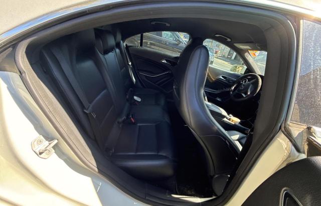 WDDSJ4EB0EN103846 - 2014 MERCEDES-BENZ CLA 250 WHITE photo 6