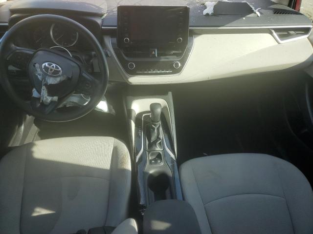 5YFEPMAE8NP308419 - 2022 TOYOTA COROLLA LE RED photo 8