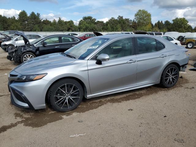 2022 TOYOTA CAMRY SE, 