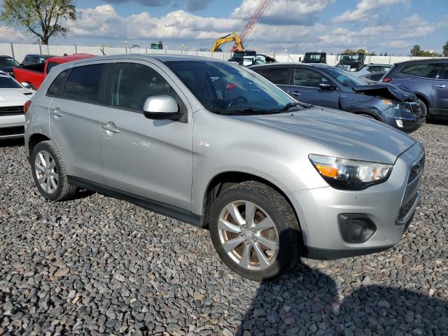 4A4AR3AU4FE042012 - 2015 MITSUBISHI OUTLANDER ES GRAY photo 4