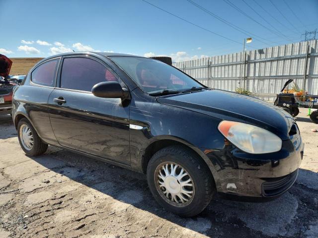 KMHCM36C19U106818 - 2009 HYUNDAI ACCENT GS BLACK photo 4