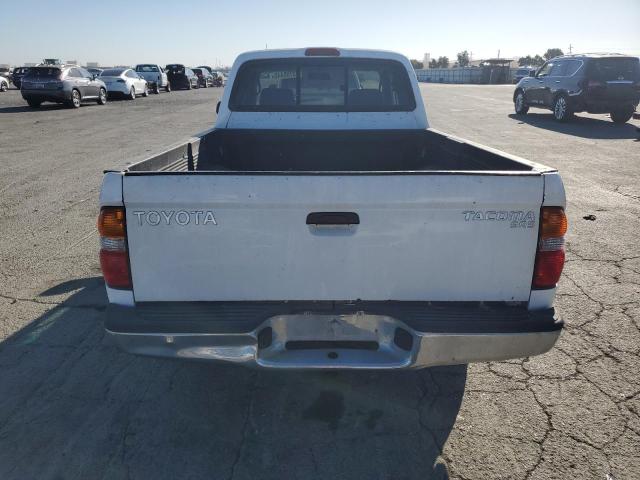 5TEVL52N82Z895632 - 2002 TOYOTA TACOMA XTRACAB თეთრი ფოტო 6