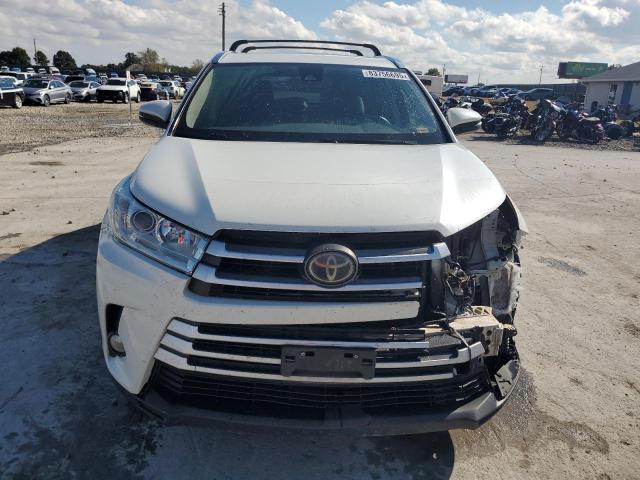 5TDJZRFH6HS397282 - 2017 TOYOTA HIGHLANDER SE თეთრი ფოტო 5